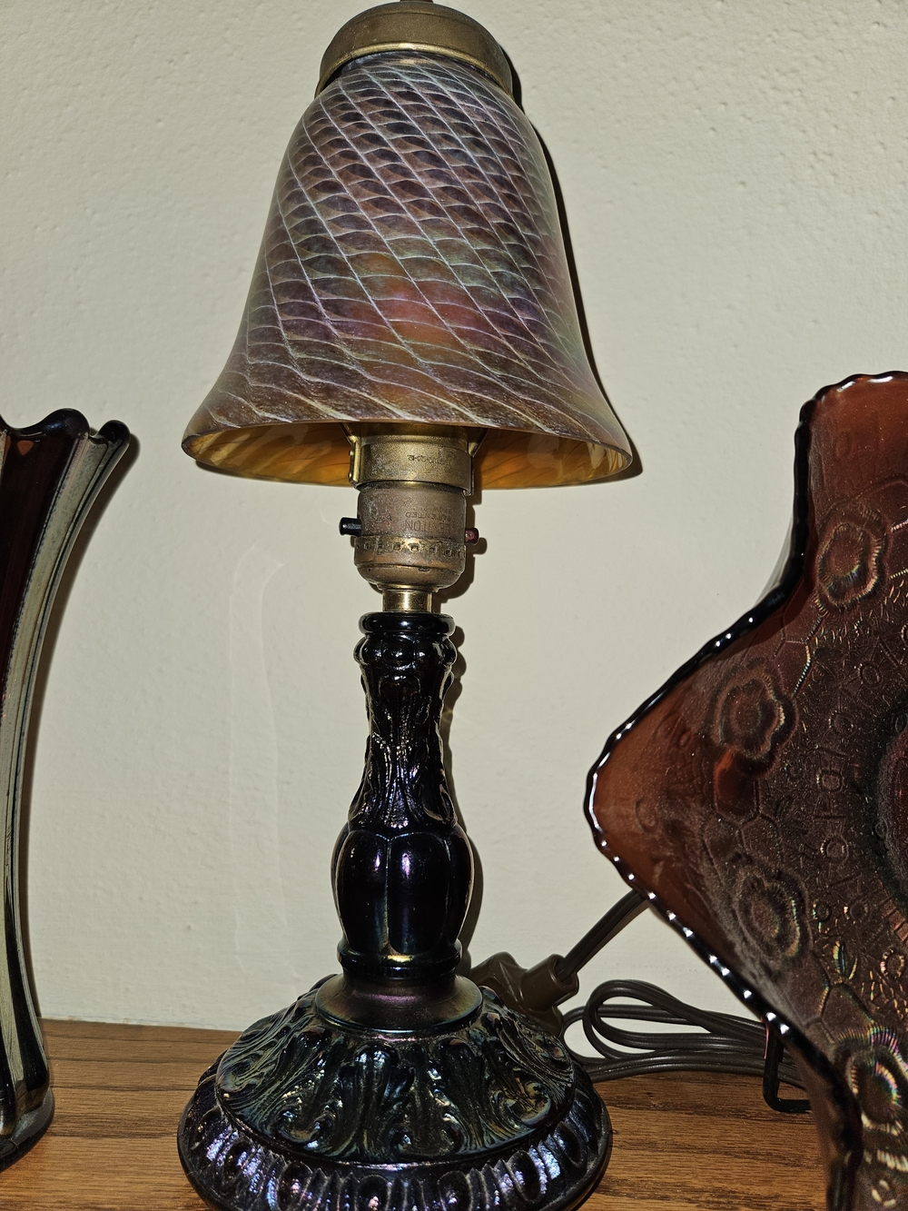 Iridescent Glass Table Lamp with Multicolor Shade